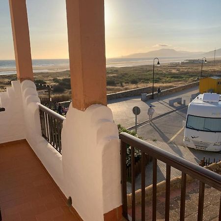 Apartamento A Pie De Playa Tarifa Bagian luar foto