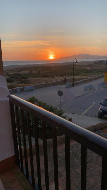 Apartamento A Pie De Playa Tarifa Bagian luar foto